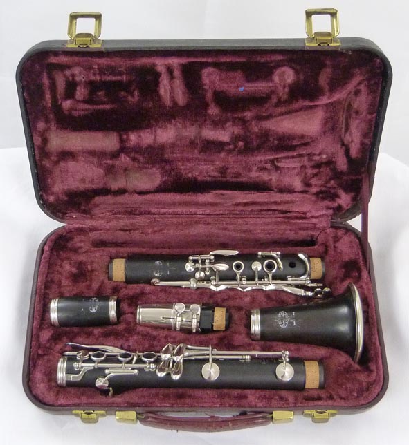 Used Buffet R13 Clarinet in case